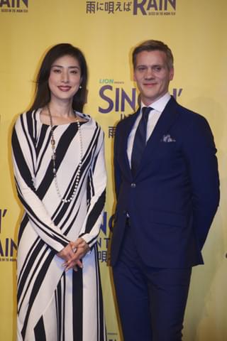 ミュージカル「雨に唄えば」アダム・クーパーに天海祐希が熱烈ラブコール！