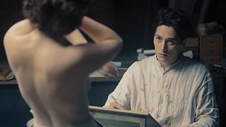 デビッド・ボウイが影響を受けた画家の生涯を描いた映画「エゴン・シーレ 死と乙女」