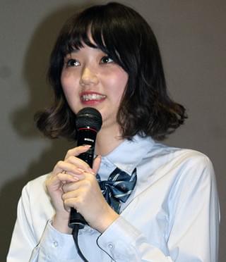 足立梨花、いじめられ役での決意が裏目「孤独に“ぼっち飯”でした」