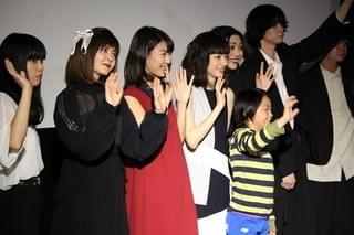 台湾女優ヤオ・アイニン、日本語で舞台挨拶 初主演「恋愛奇譚集」は「大事な1本」