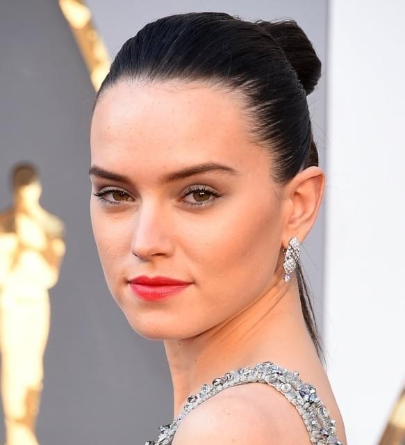 デイジー・リドリーが実在した女スパイ、バージニア・ホールに