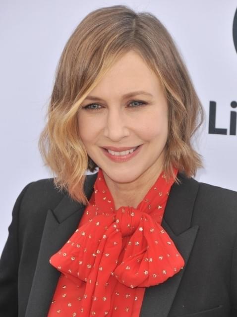 「猿の惑星」ルパート・ワイアット監督の新作SF映画にベラ・ファーミガ