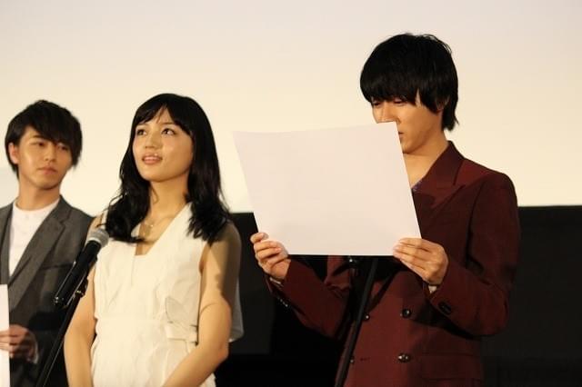 川口春奈が贈る山崎賢人への感謝の言葉「まっすぐで全力な賢人さんが大好き」