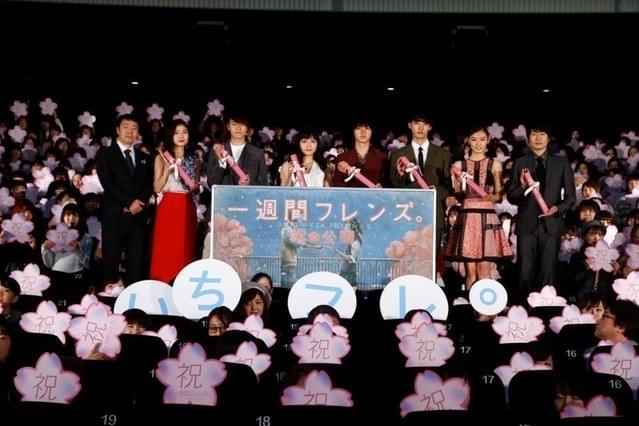 客席からは大歓声