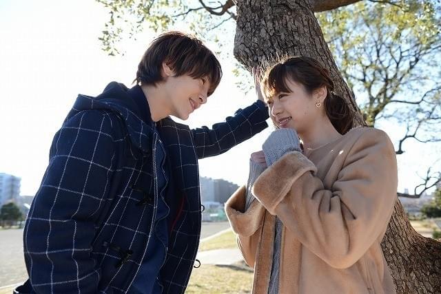 山下リオの元恋人役に