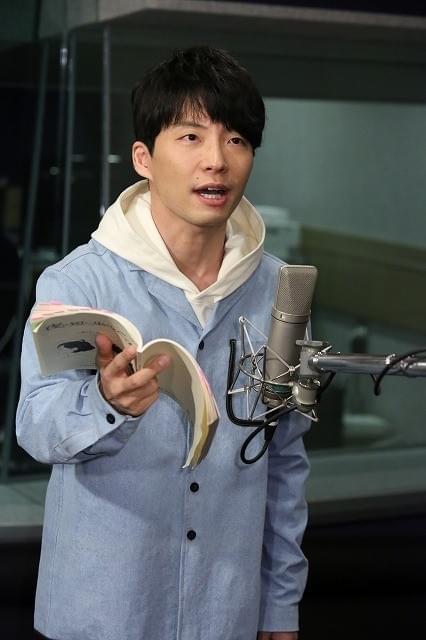 星野源演じる“先輩”＆アジカン主題歌がお披露目！アニメ「夜は短し歩けよ乙女」予告