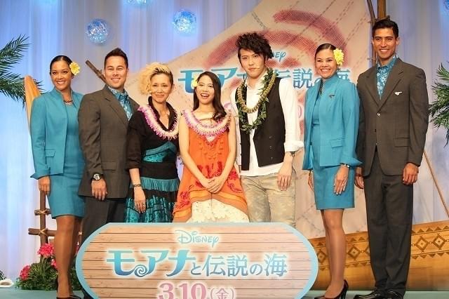 夏木マリ、まさかの歌詞失念！「モアナ」楽曲生披露で緊張、屋比久知奈と抱き合う