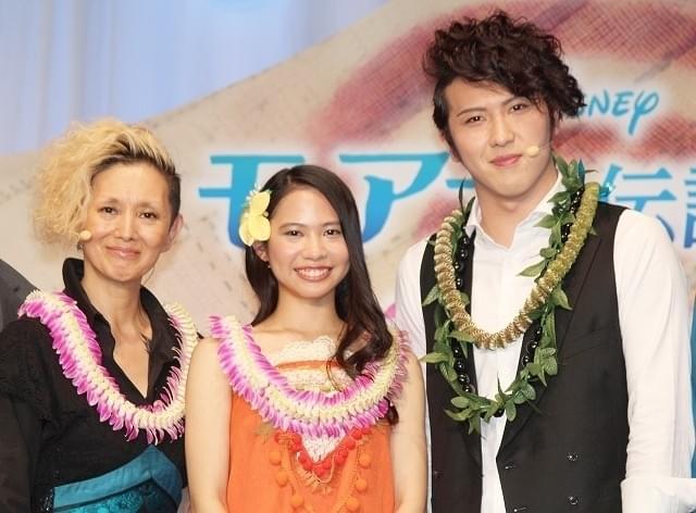 イベントを盛り上げた(左から) 夏木マリ、屋比久知奈、尾上松也