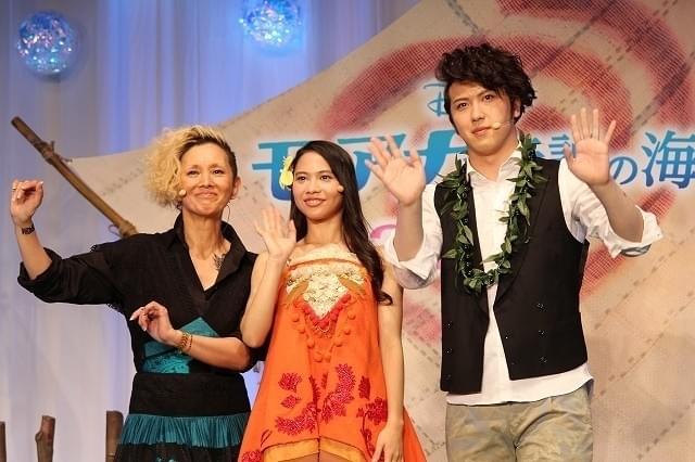 夏木マリ、まさかの歌詞失念！「モアナ」楽曲生披露で緊張、屋比久知奈と抱き合う