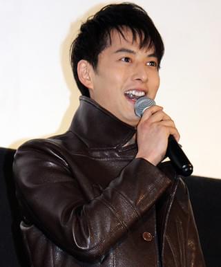 柳沢慎吾、サプライズ誕生日祝いでいい夢見た!?「ヤバ～い」