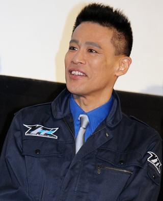 柳沢慎吾、サプライズ誕生日祝いでいい夢見た!?「ヤバ～い」