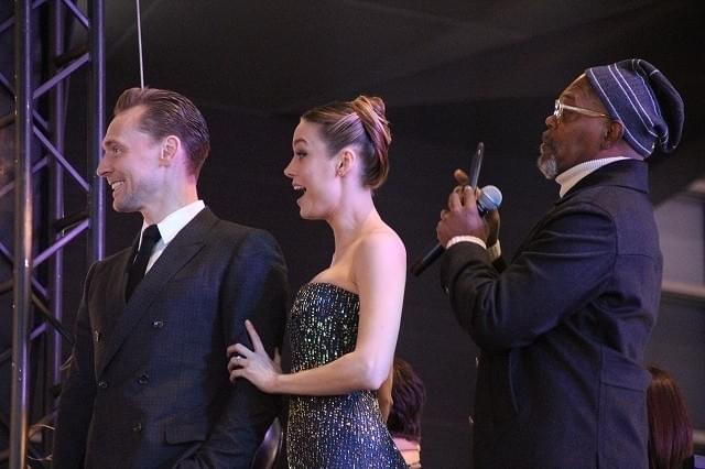 トム・ヒドルストン＆ブリー・ラーソン、GACKTオススメのゴールデン街に興味津々