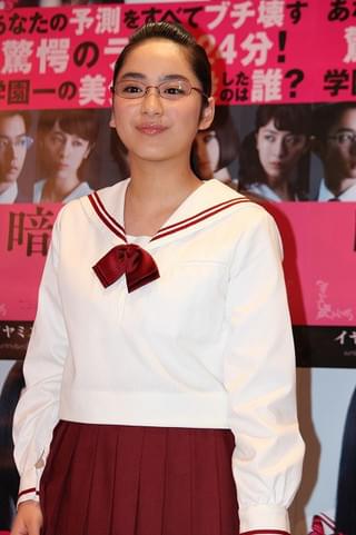 飯豊まりえ「暗黒女子」耶雲哉治監督の予想外な質問に大慌て！