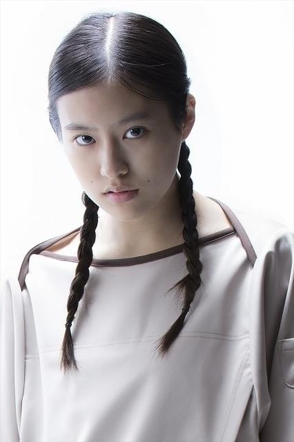 恒松祐里、長澤まさみ＆松田龍平「散歩する侵略者」に出演！初アクションも披露