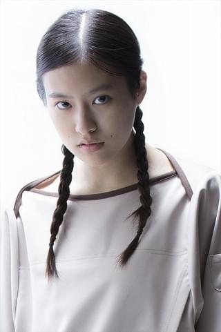 恒松祐里、長澤まさみ＆松田龍平「散歩する侵略者」に出演！初アクションも披露