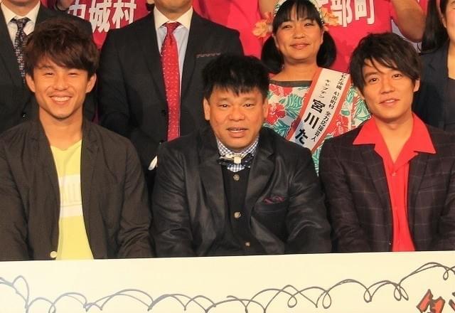 ジミー大西(中央)と中尾明慶、小出恵介