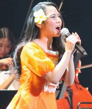 屋比久知奈＆ROLLY、ディズニー・コンサートに出演「モアナと伝説の海」をアピール