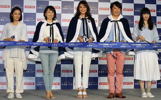 吉田羊、小松菜奈と「ただただじゃれ合う」CMに満足げ「心が和む」