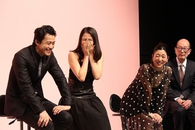 岡田准一に高倉健さんの面影 巨匠・降旗康男監督＆木村大作の称賛に「精進したい」