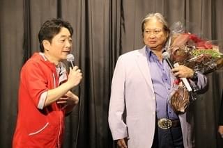 来日中のサモ・ハン、20年ぶりの監督・主演作は「どうやって相手の腕を折ろうかこだわった」