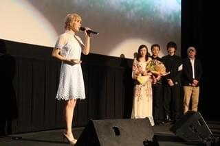 永野芽郁＆三浦翔平＆白濱亜嵐、Dream Amiのサプライズ歌唱に仰天