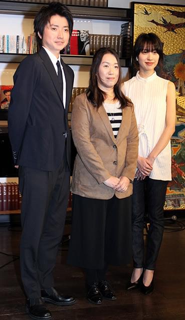 藤原竜也「服のセンスも悪いし猫背」湊かなえさんの太鼓判!?に安ど「批判されたら監督のせい」