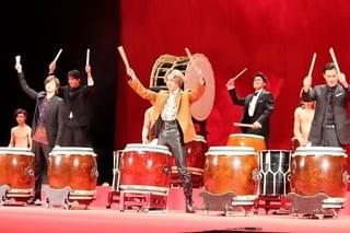 菅田将暉＆野村周平ら「帝一の國」キャストの太鼓演舞にファン4000人熱狂！