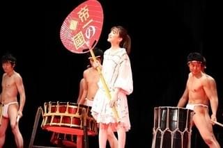 菅田将暉＆野村周平ら「帝一の國」キャストの太鼓演舞にファン4000人熱狂！