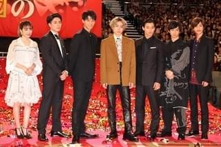 菅田将暉＆野村周平ら「帝一の國」キャストの太鼓演舞にファン4000人熱狂！