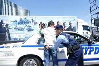 「ワイスピ」最新作で声優抜てきの柳沢慎吾、数億円の劇中車と“対面”し大興奮