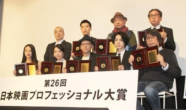 菅田将暉、初の主演男優賞獲得に喜び「学生服を着て賞を取れて嬉しい」