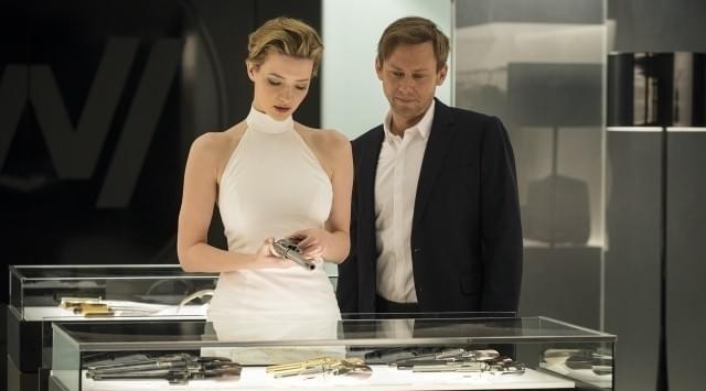 「ウエストワールド」シーズン1よりタルラ・ライリー（左）