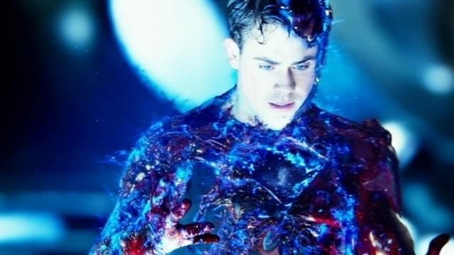 フレッシュなキャストが集結した