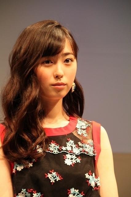 福原遥、主演作お披露目に感慨も「女子って怖い！」