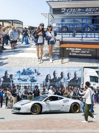 「LinQ」桃咲まゆ＆福山果奈、「ワイスピ」劇中車を前に「ドミニクの隣に乗りたい！」