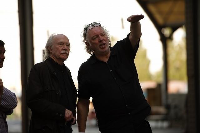 ボルフガング・ベッカー監督（右）と イェスパー・クリステンセン