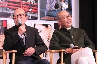 岡田准一＆小栗旬、巨匠・降旗康男＆木村大作のプレゼントに感激
