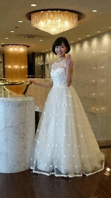 土村芳「恋ヘタ」でウエディングドレス姿を初披露！