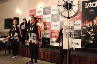 初来日のテイラー・キニー、関根麻里らの日本流おもてなしに大喜び！