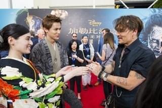 「パイレーツ」プレミアにジョニデ＆ブルーム結集！栗山千明＆中川大志と対面