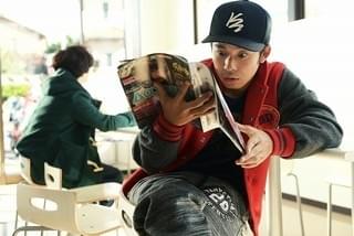 “居残り”染谷将太は空を見上げて何を思う･･･？ 「ポンチョ」新場面写真公開