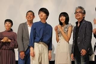 武田玲奈、主演作サポーターへ“恩返し”の強烈パンチをお見舞い！