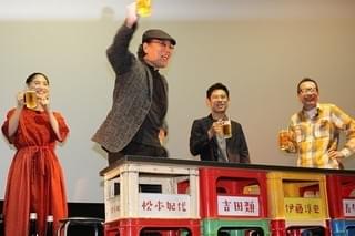 “酒場詩人”吉田類のほろ酔いトーク＆生歌にファン上機嫌！