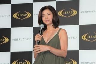石田えりウエストー14.5センチで23年ぶり水着姿 美ボディ武器に恋は「体ごと！」