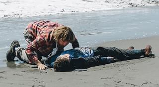 ダニエル・ラドクリフが死体を演じた異色サバイバル「スイス・アーミー・マン」9月公開決定