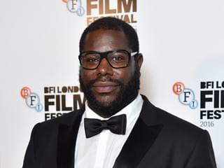 伝説のラッパー“2パック”の公認ドキュメンタリーに「それでも夜は明ける」監督