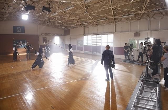 薙刀のシーンの撮影は緊張感が漂う