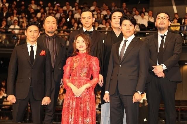 「嵐」大野智、妻役・石原さとみの“目力”にドキッ！「非常にきました」