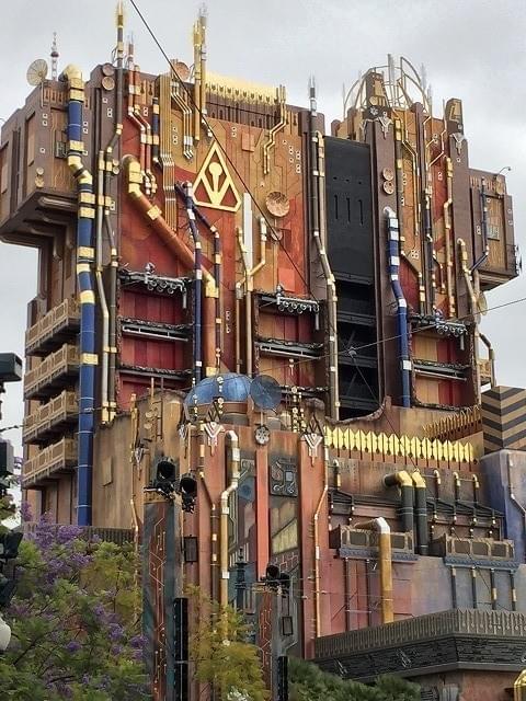 米ディズニーランド「ガーディアンズ・オブ・ギャラクシー」新アトラクションは5時間待ち