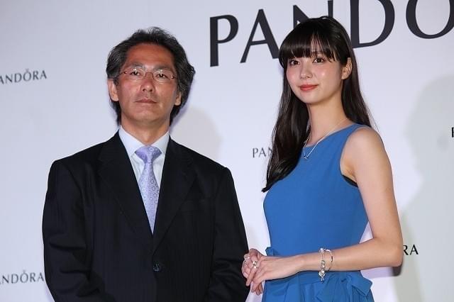 新川優愛、仕事に追われて女子力喪失!?休日は“地味路線”まっしぐら